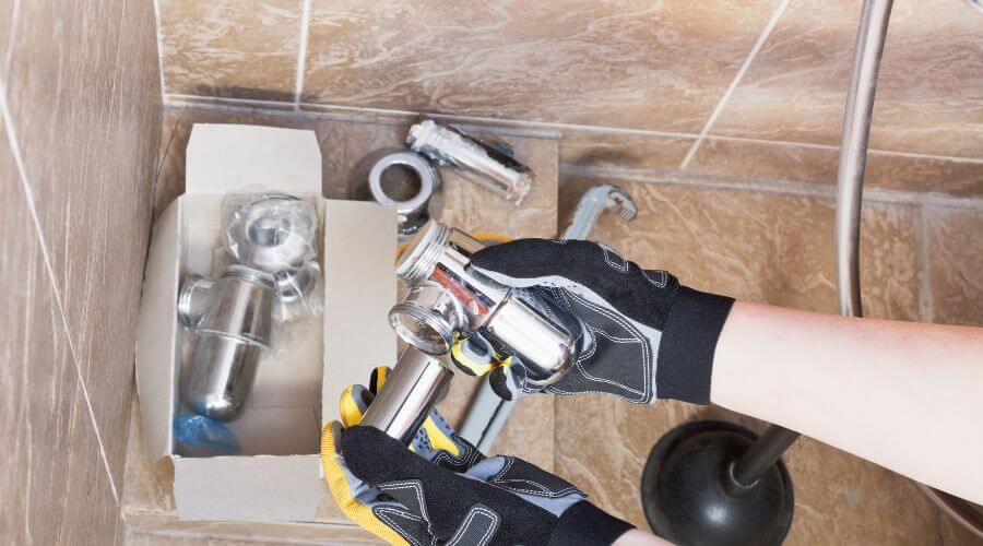 Expert tile roof repair services in Lake Wales, FL